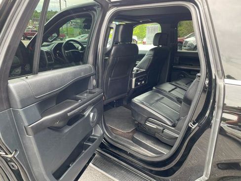 Used 2018 Ford Expedition Max XLT w/ Equipment Group 202A AWD/4WD image 20