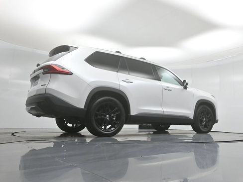 Used 2024 Toyota Grand Highlander AWD Hybrid image 49