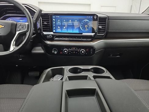 Certified 2023 Chevrolet Silverado 1500 LT AWD/4WD image 31