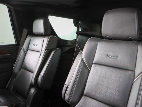 Used 2023 Cadillac Escalade Premium Luxury w/ LPO, Floor Liner Package AWD/4WD image 30