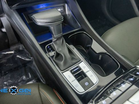 Used 2023 Hyundai Santa Cruz Limited AWD/4WD image 23