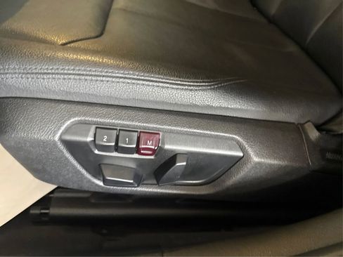 Used 2014 BMW 328i xDrive Wagon AWD/4WD image 19