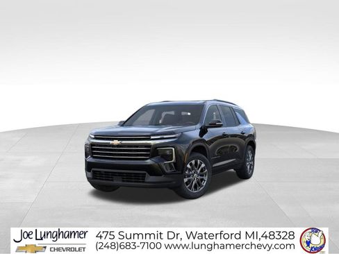 New 2026 Chevrolet Traverse LT image 8