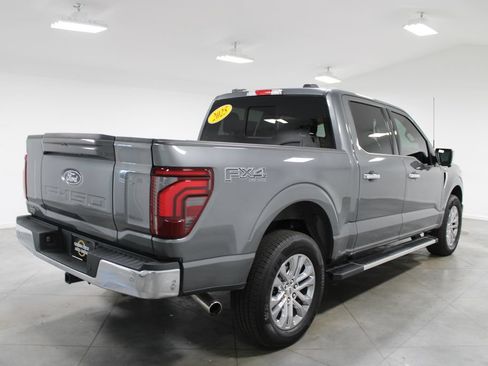 Used 2025 Ford F150 Lariat w/ Equipment Group 501A Mid AWD/4WD image 9