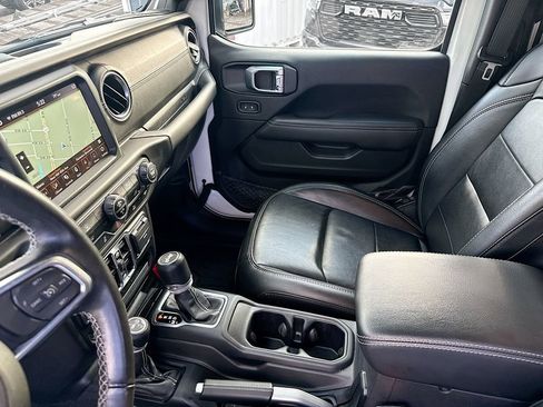 Used 2022 Jeep Wrangler Unlimited Sahara image 26