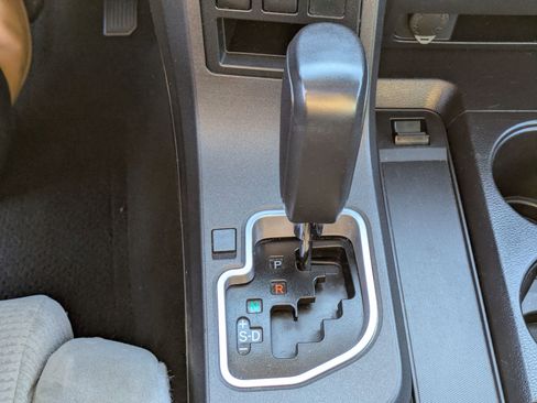 Used 2019 Toyota Sequoia SR5 image 24