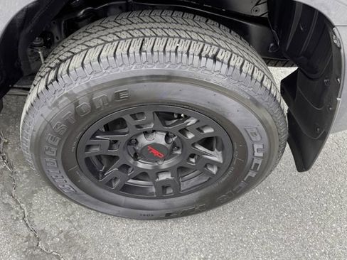 Certified 2024 Toyota 4Runner TRD Off-Road Premium w/ Moonroof Package image 9