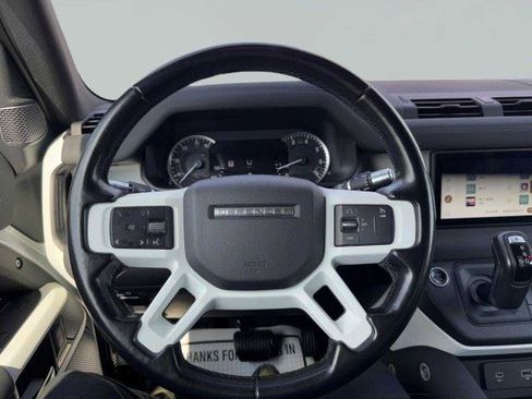 Used 2021 Land Rover Defender 90 AWD/4WD image 27