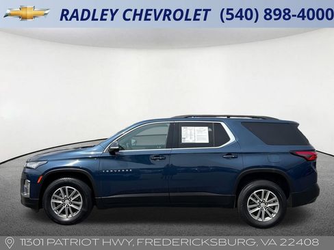 Certified 2023 Chevrolet Traverse LT FWD image 17