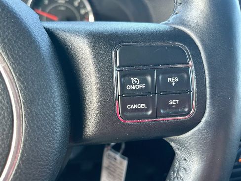Used 2016 Jeep Wrangler Sport w/ Quick Order Package 24S AWD/4WD image 15