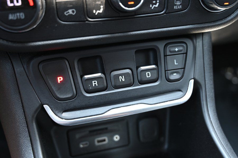 Used 2019 GMC Terrain SLT w/ Preferred Package FWD image 24