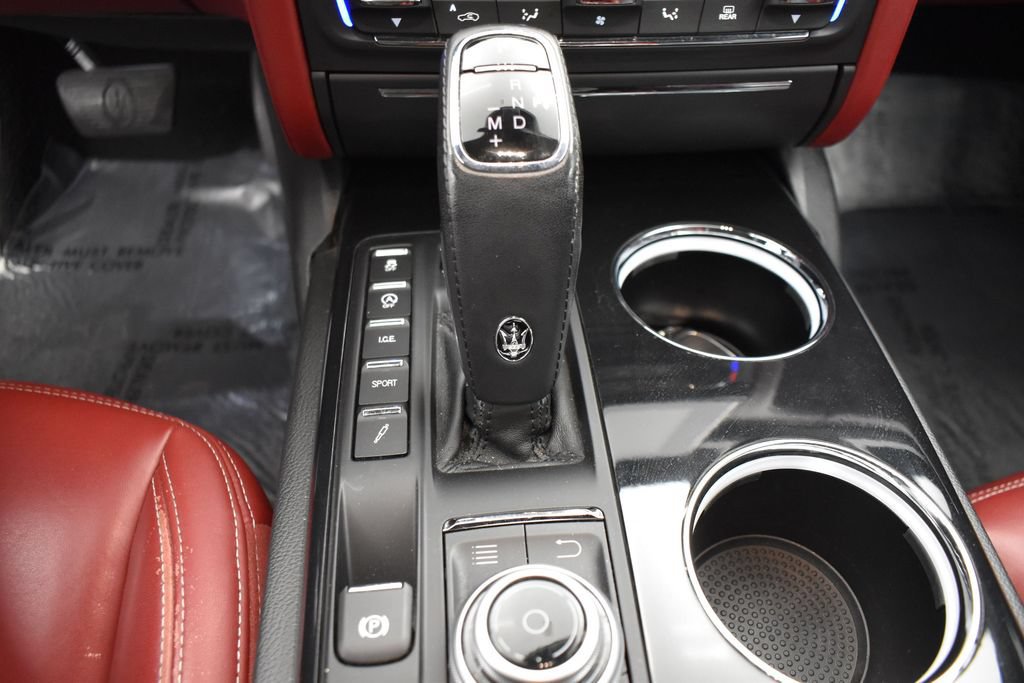 Used 2019 Maserati Quattroporte S GranLusso Q4 AWD/4WD image 11