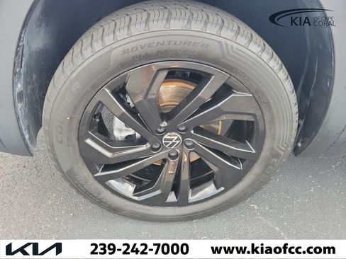 Used 2022 Volkswagen Atlas SE w/ Panoramic Sunroof Package FWD image 5
