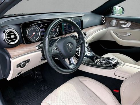 Used 2017 Mercedes-Benz E 300 image 14