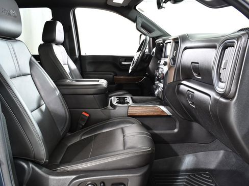 Used 2020 Chevrolet Silverado 3500 High Country AWD/4WD image 10