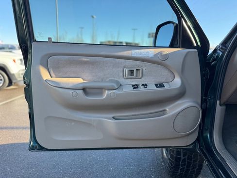 Used 2003 Toyota Tacoma 4x4 Xtracab V6 image 9