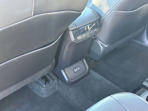 Used 2023 Toyota Highlander XSE image 37