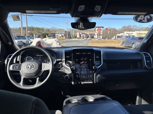 Used 2024 RAM 2500 Big Horn w/ Night Edition image 37