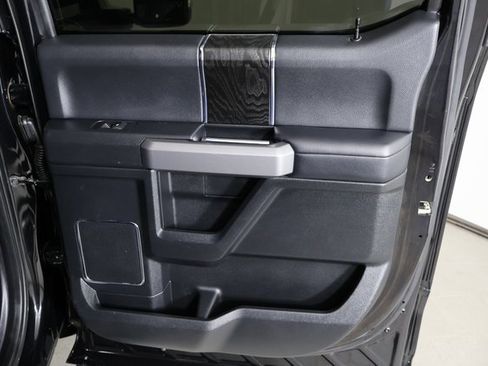 Used 2019 Ford F250 Platinum w/ Platinum Ultimate Package image 18