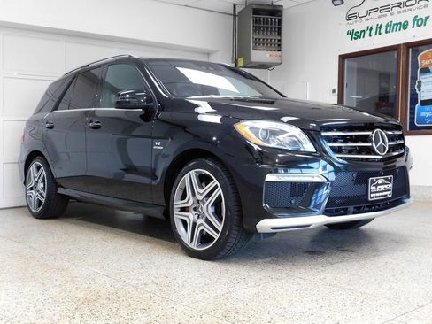 Used 2014 Mercedes-Benz ML 63 AMG 4MATIC image 3