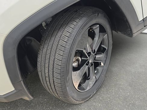 Used 2019 Jeep Compass Latitude AWD/4WD image 29