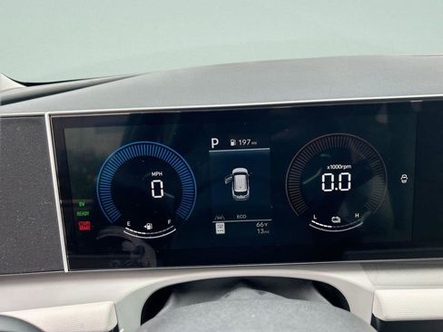 New 2026 Hyundai Tucson Blue SE image 32