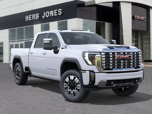 New 2026 GMC Sierra 2500 Denali w/ Denali Reserve Package AWD/4WD image 7