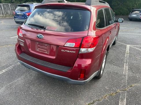 Used 2013 Subaru Outback 2.5i Limited AWD/4WD image 5