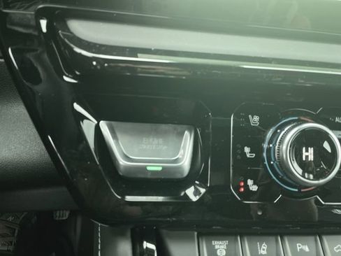 New 2026 GMC Sierra 2500 AT4X image 17