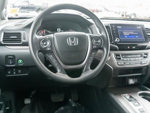 Used 2023 Honda Ridgeline Sport image 16