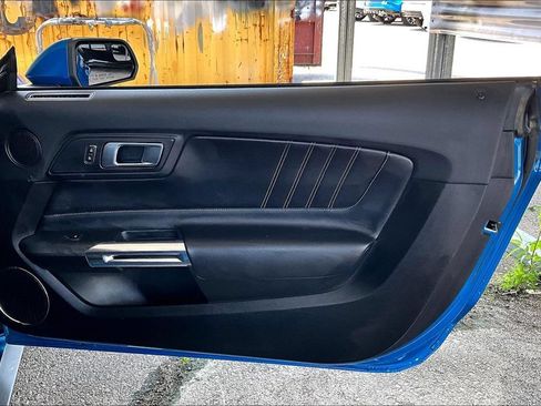 Used 2020 Ford Mustang GT Premium w/ GT Performance Package RWD image 23