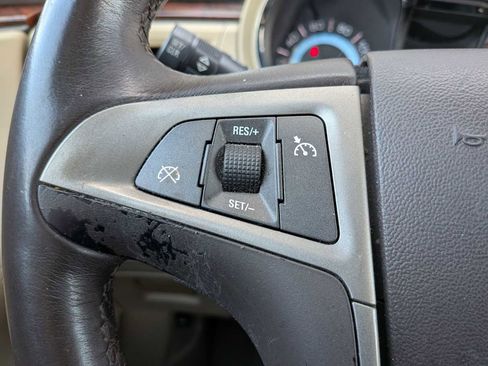 Used 2013 Buick LaCrosse Leather w/ Entertainment Package image 22