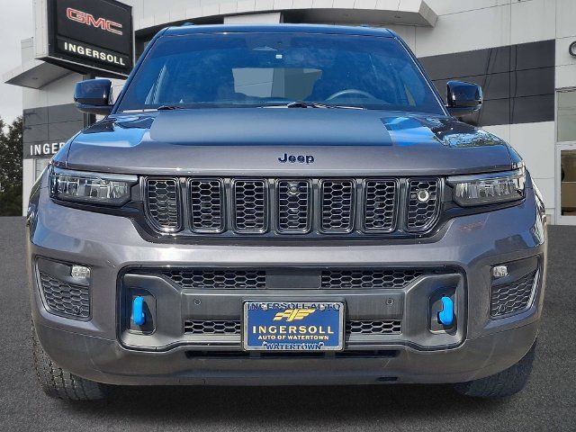 Used 2023 Jeep Grand Cherokee Trailhawk w/ Advanced Protech Group II AWD/4WD image 22