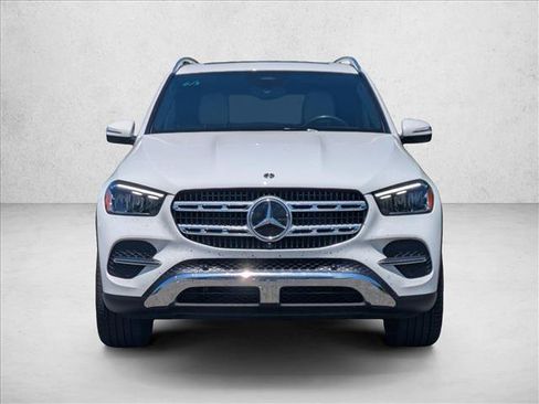 Used 2025 Mercedes-Benz GLE 350 4MATIC image 2