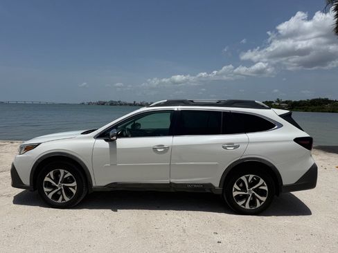 Used 2020 Subaru Outback Touring XT AWD/4WD image 3