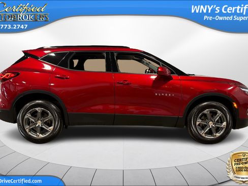 Used 2024 Chevrolet Blazer LT w/ Convenience Package AWD/4WD image 4