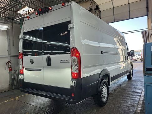 Used 2025 RAM ProMaster 3500 w/ Convenience Group FWD image 6