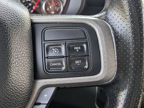Used 2022 RAM 2500 Tradesman w/ Chrome Appearance Group AWD/4WD image 25