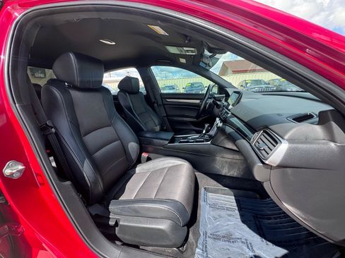 Used 2018 Honda Accord Sport image 47