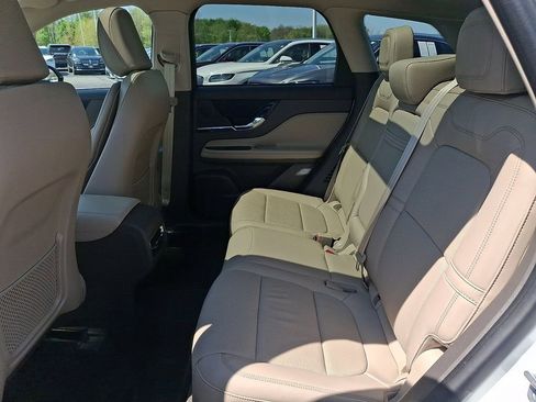 Certified 2024 Lincoln Corsair Reserve w/ Equipment Group 201A AWD/4WD image 10