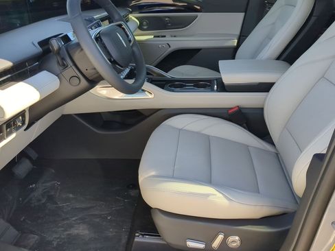 New 2026 Lincoln Nautilus Premier w/ Equipment Group 102A image 11