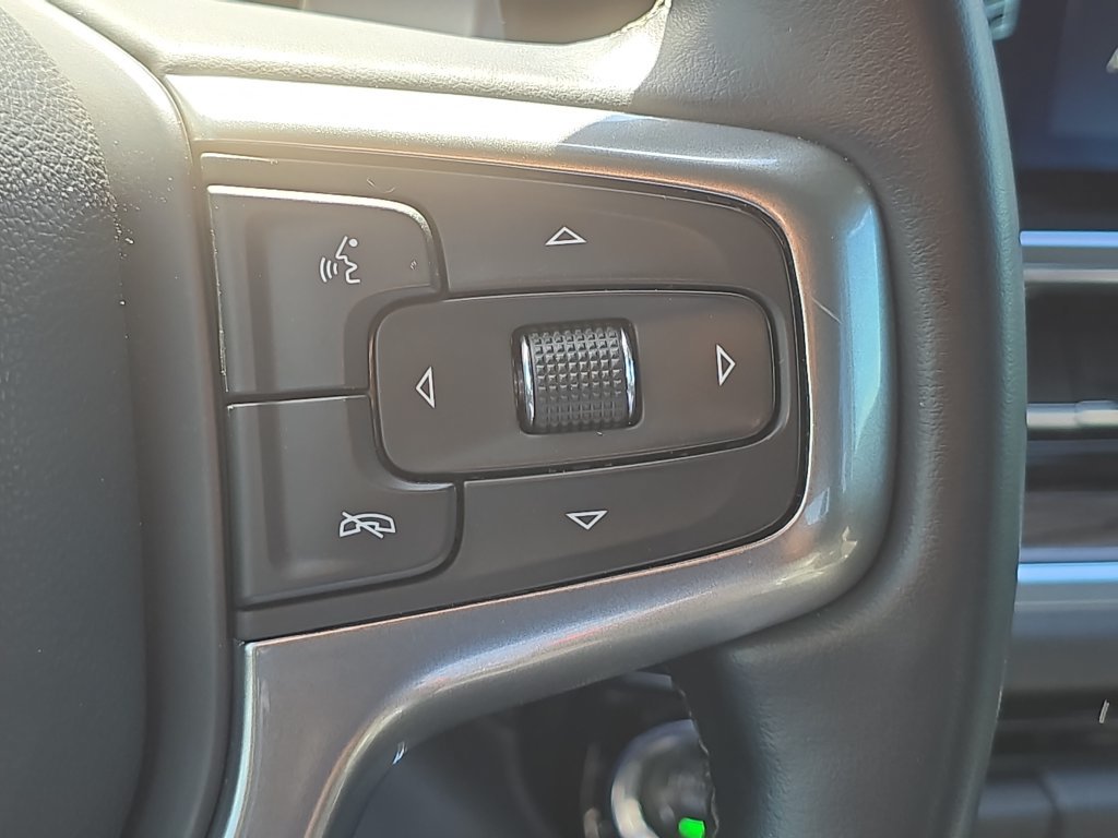 Used 2025 Chevrolet Silverado 1500 LT RWD image 13