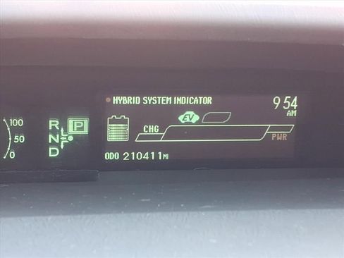 Used 2013 Toyota Prius Three image 25