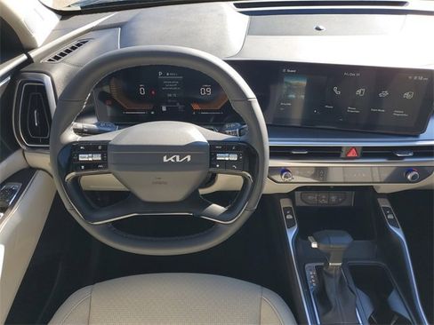 New 2026 Kia Sorento S w/ S Panoramic Sunroof Package image 18