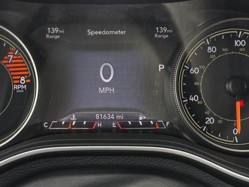 Used 2020 Jeep Cherokee Trailhawk image 14