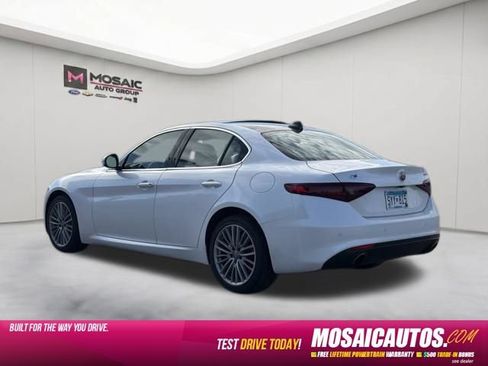 Used 2019 Alfa Romeo Giulia Ti w/ Quick Order Package 22X Lusso AWD/4WD image 5