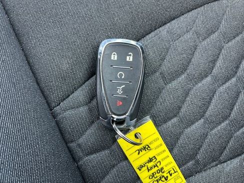 Used 2020 Chevrolet Equinox LT image 28