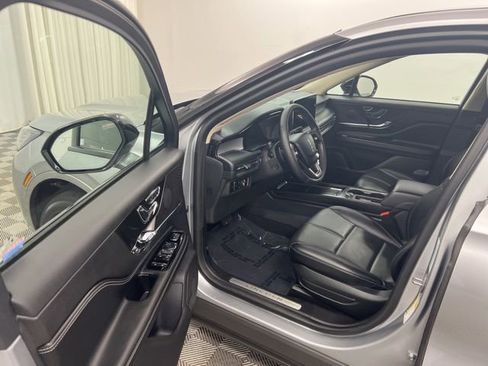 Used 2023 Lincoln Corsair AWD w/ Equipment Group 101A image 12