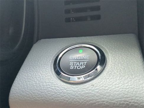 Used 2022 Ford F450 Limited w/ FX4 Off-Road Package image 17