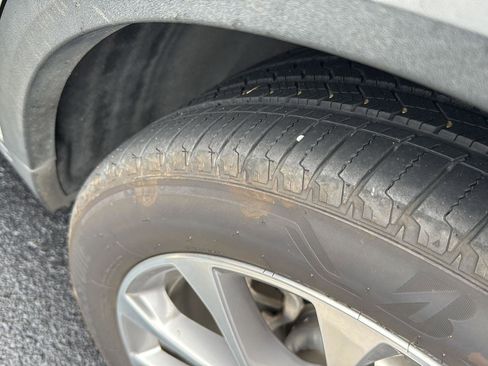 Used 2019 BMW X5 xDrive40i w/ Premium Package 2 image 10